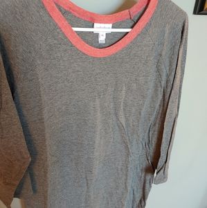 2 Randy lularoe shirts